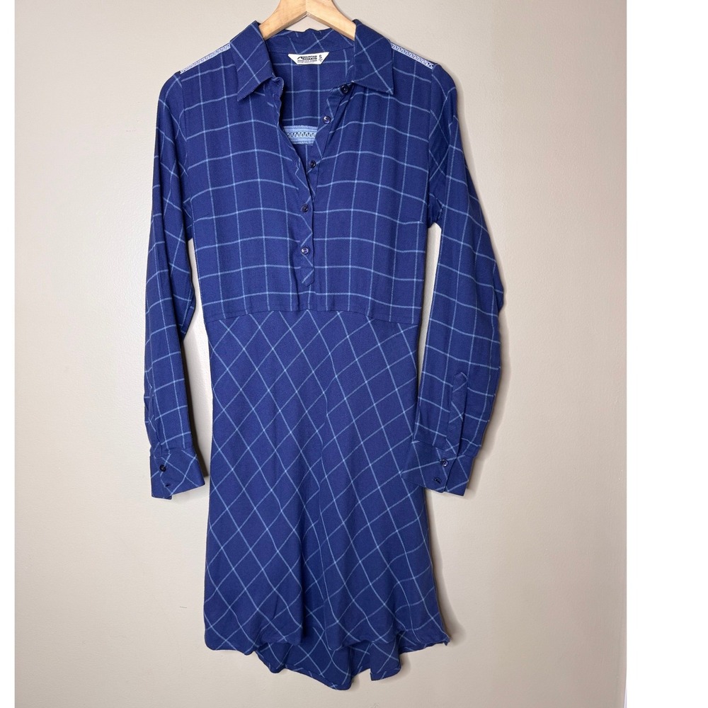 Mountain Khakis Blue Grid Long Sleeve Shirt Dress Pockets Small Classic Fit